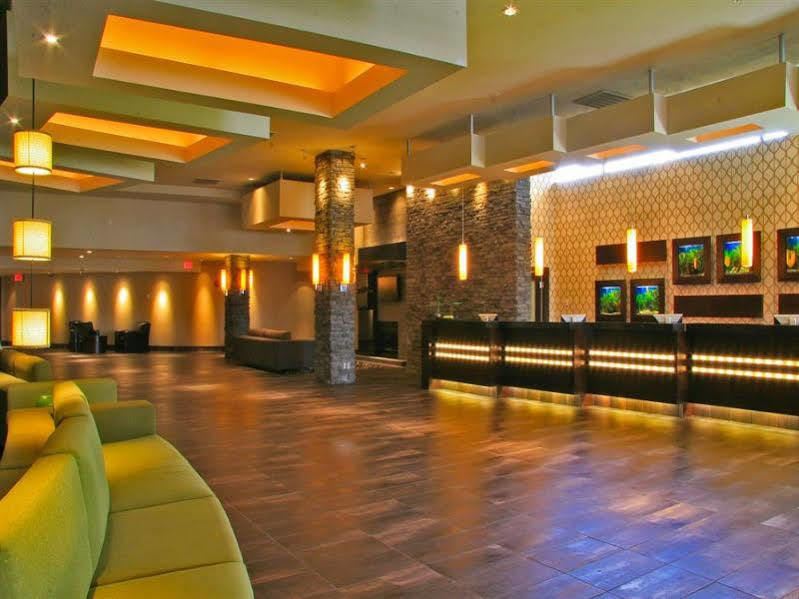 Sandman Signature Vancouver Airport Hotel & Resort Ричмонд Экстерьер фото