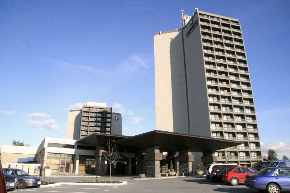 Sandman Signature Vancouver Airport Hotel & Resort Ричмонд Экстерьер фото